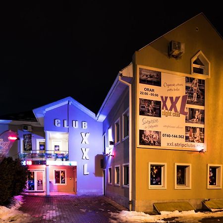 Xxl-House Lägenhet Târgu-Mureş Exteriör bild