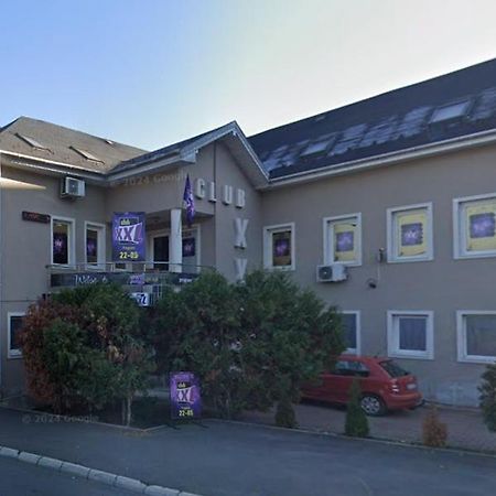 Xxl-House Lägenhet Târgu-Mureş Exteriör bild