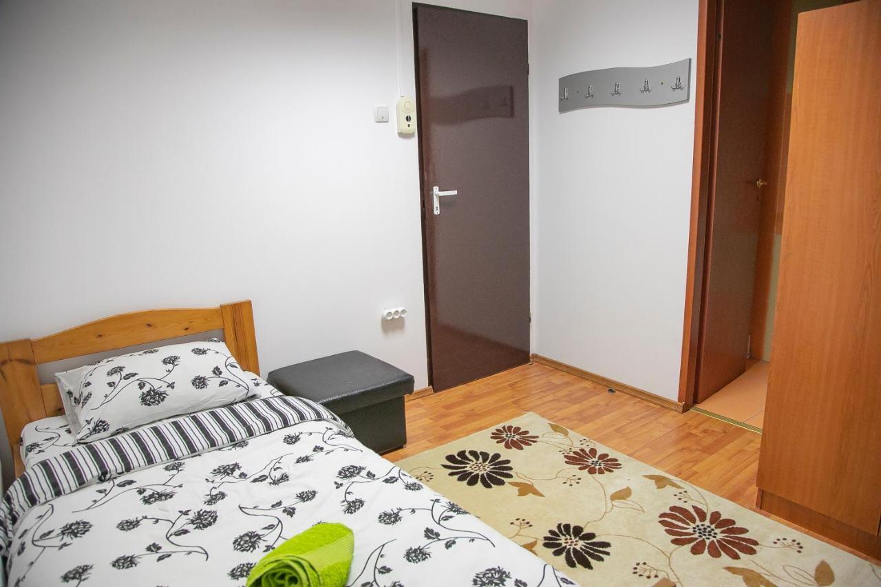 Xxl-House Lägenhet Târgu-Mureş Exteriör bild