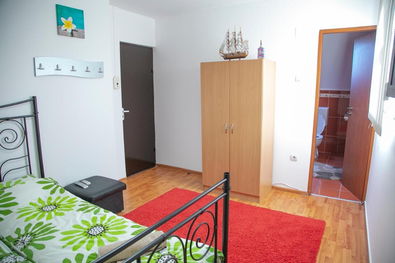 Xxl-House Lägenhet Târgu-Mureş Exteriör bild